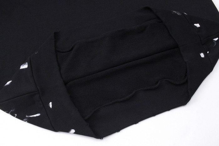 Balenciag**a CLOTHES BAC00007