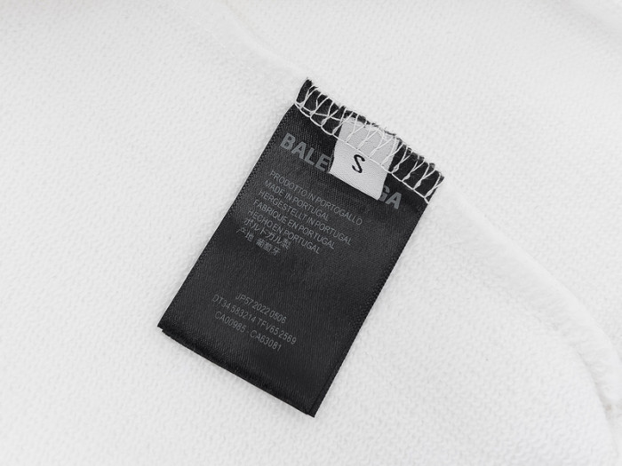 Balenciag**a CLOTHES BAC00027