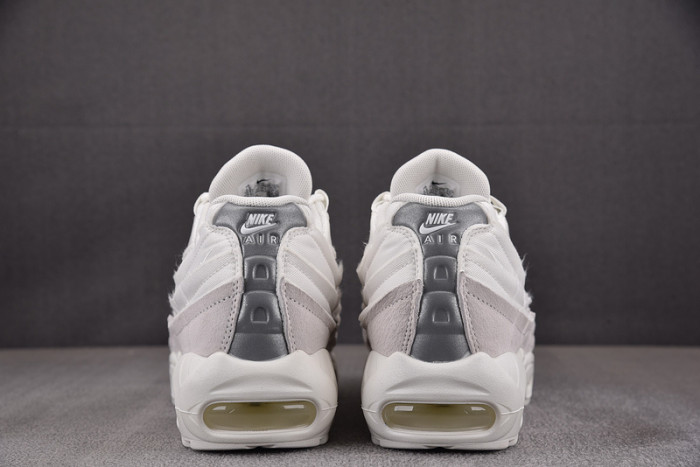 Comme des Garçons x Air Max 95 