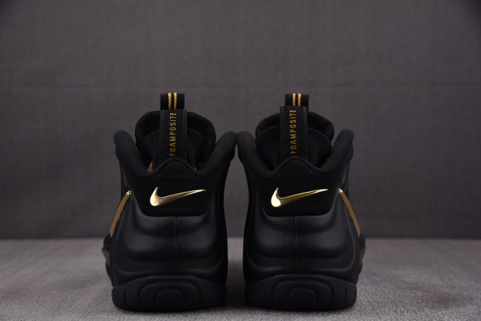 NIKE Air Foamposite Pro