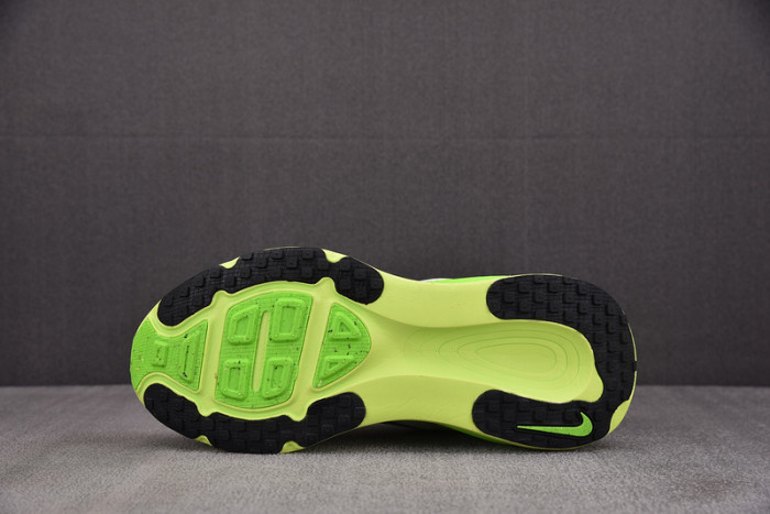 Nike Air Zoom Vomero 18