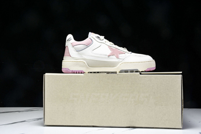 Golden Goose Seaker