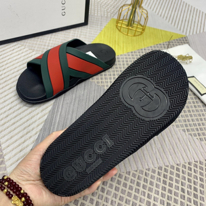 Gv*c* sandal 211