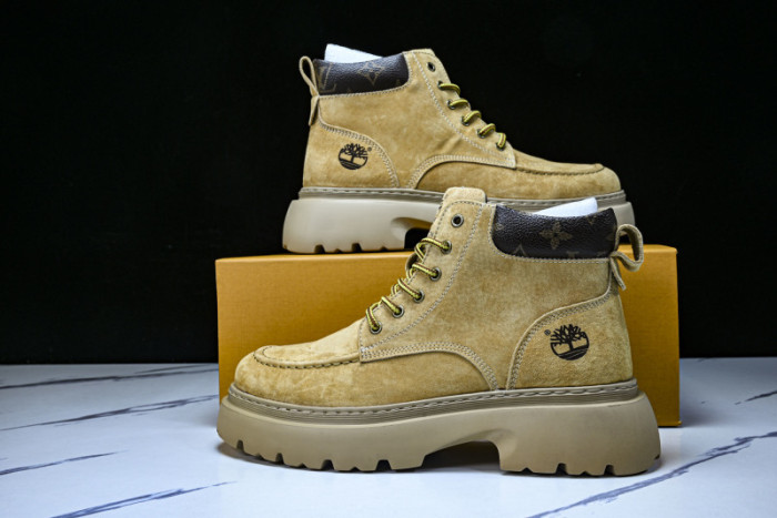 LV BOOTS L000067