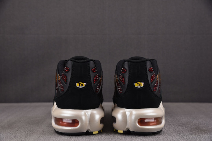 Swarovski x Nike Wmns Air Max Plus 