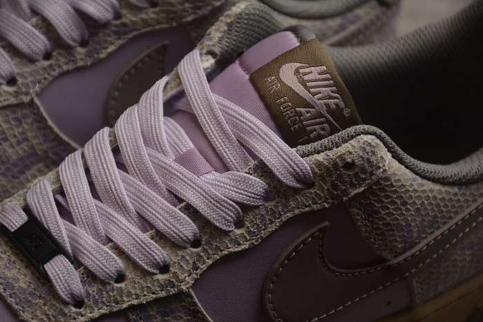 NIKE AIR FORCE 1 Low