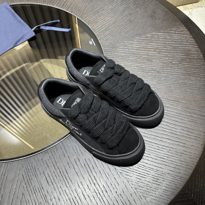 D10r b33 sneakers b330022