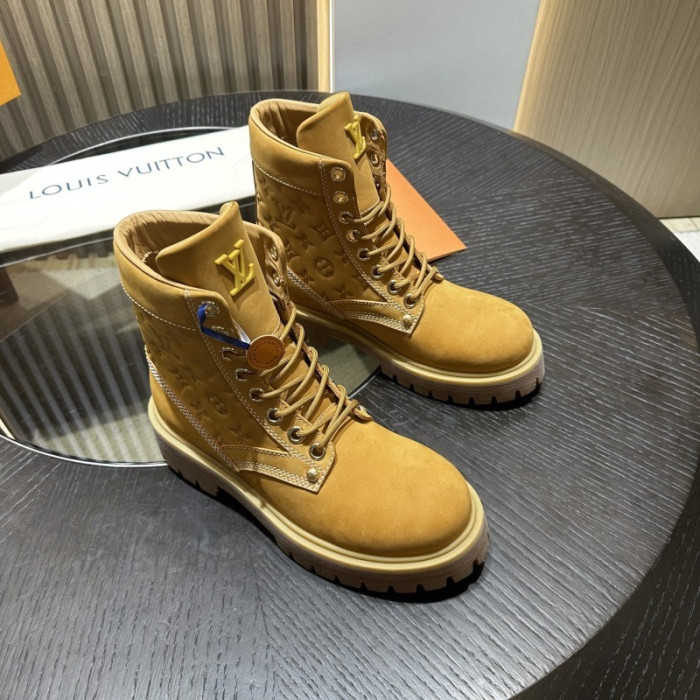 LV BOOTS L000056