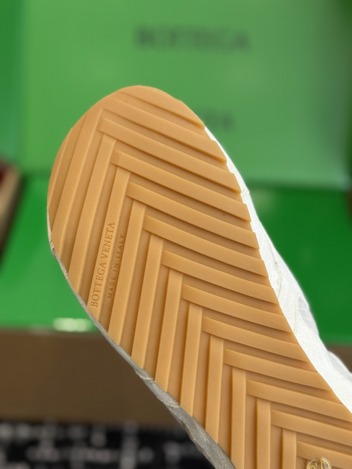 b0tt*ga Ven*ta orbit sneaker