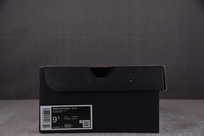 NIKE Wmns Air Force 1 ’07 LX