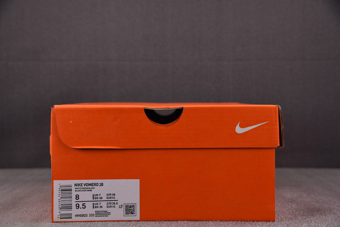 Nike Air Zoom Vomero 18