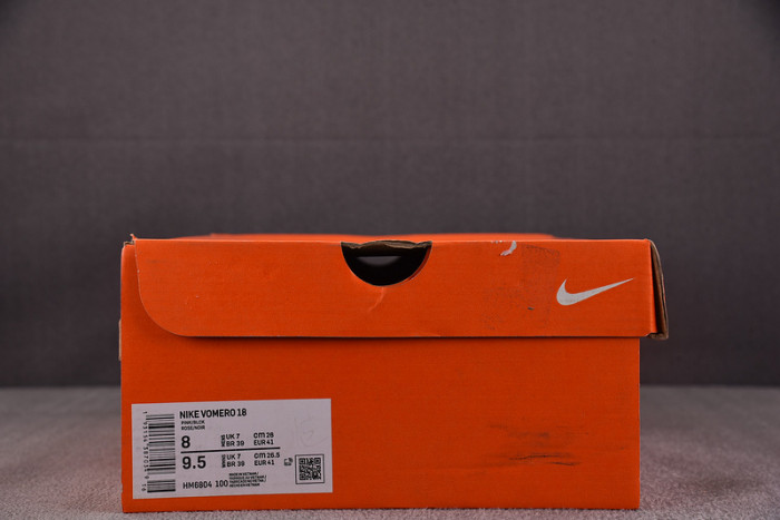 Nike Air Zoom Vomero 18