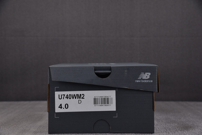 New Balance 740v2 