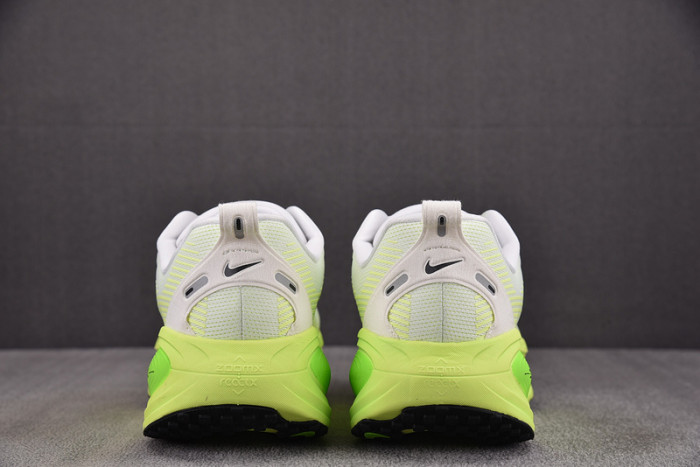 Nike Air Zoom Vomero 18