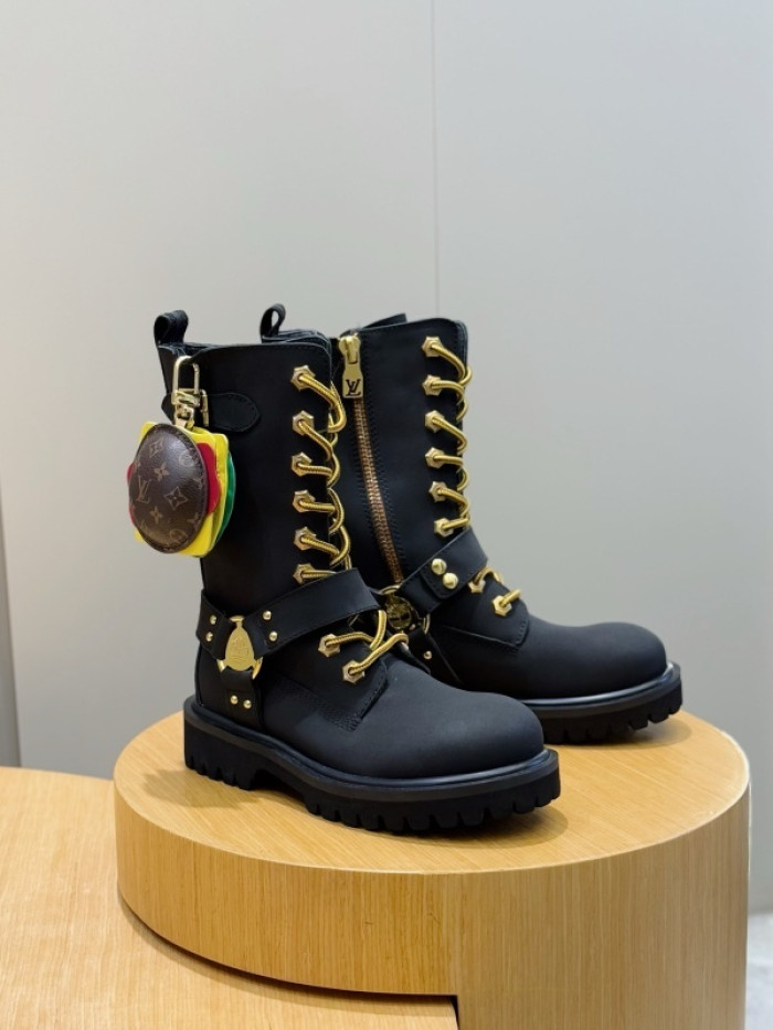 LV BOOTS L000071
