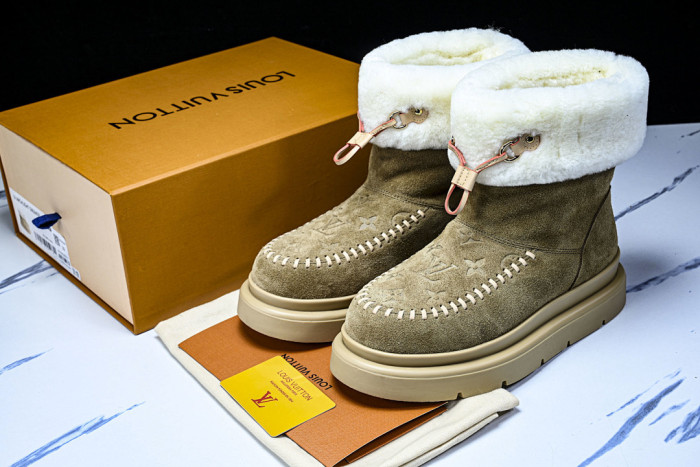 LV BOOTS L000074