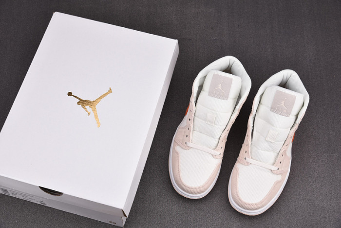 Air Jordan 1 Mid SE