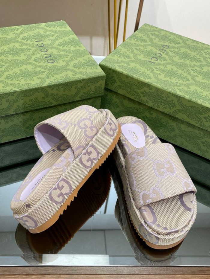 Gucc* Sandal 152
