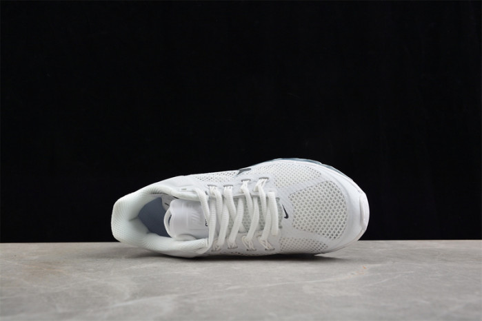 Nike Air Max 2013 "White/Silver" HF4884-100