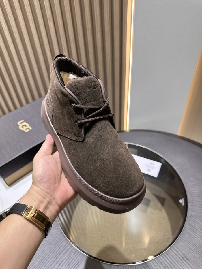 UGG