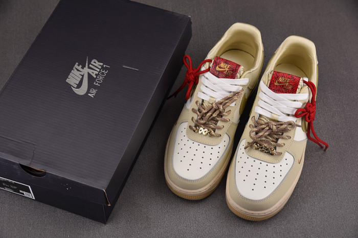 NIKE Wmns Air Force 1 ’07 LX