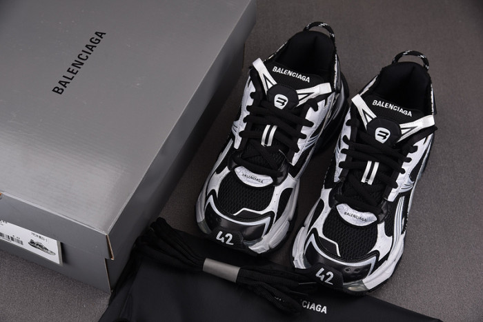 RUNNER SNEAKER RS119