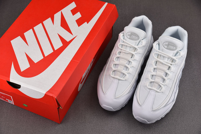 NIKE AIR MAX 95 