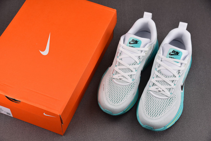 Nike Air Zoom Vomero 18