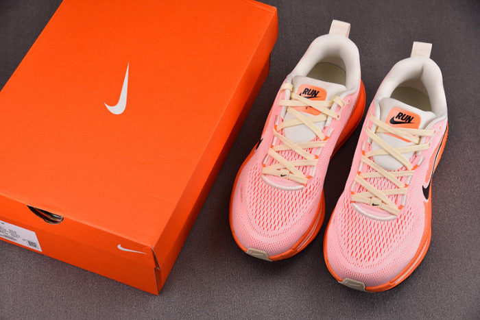 Nike Air Zoom Vomero 18