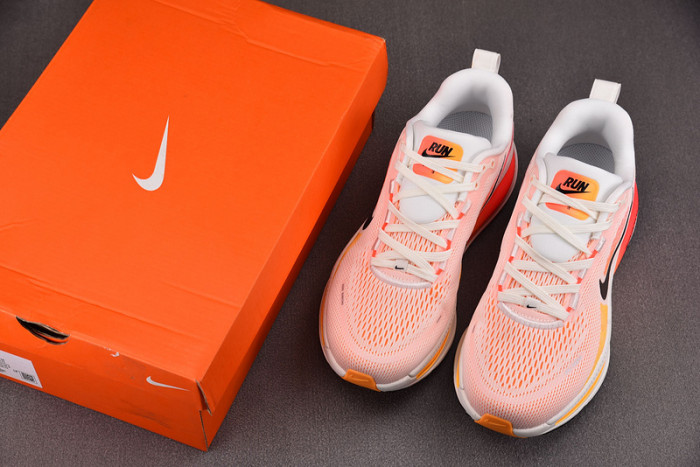Nike Air Zoom Vomero 18
