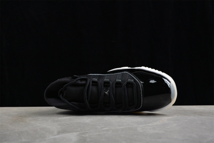 Air Jordan 11