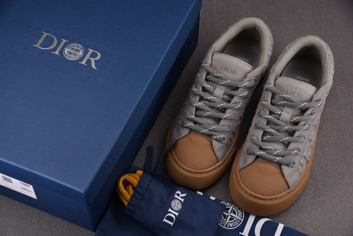 D10r b33 sneakers b330025