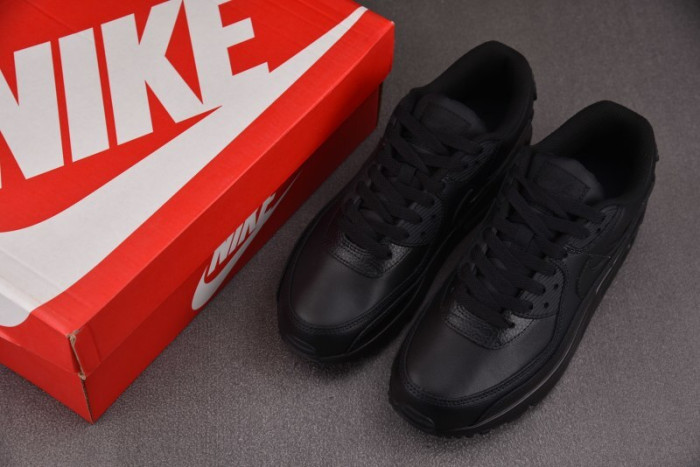 Nike Air Max 90 LTR Triple Black CZ5594-001