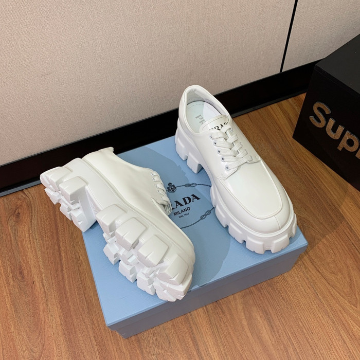 Pra*a boots sneakers