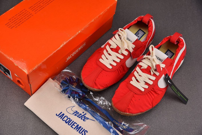 Jacquemus x Nike Moon Shoe SP University Red HV8547-600