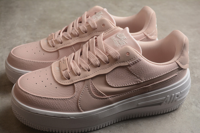 NIKE AIR FORCE 1 PLT.AF.ORM