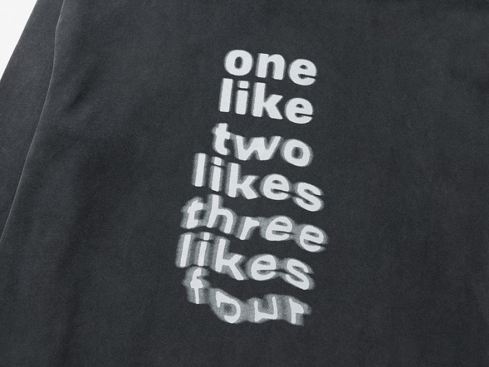 Balenciag**a CLOTHES BAC00019