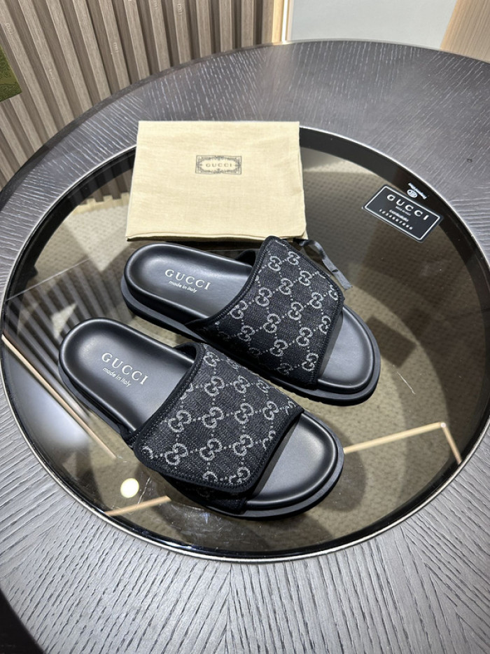 Gucc* Sandal 129