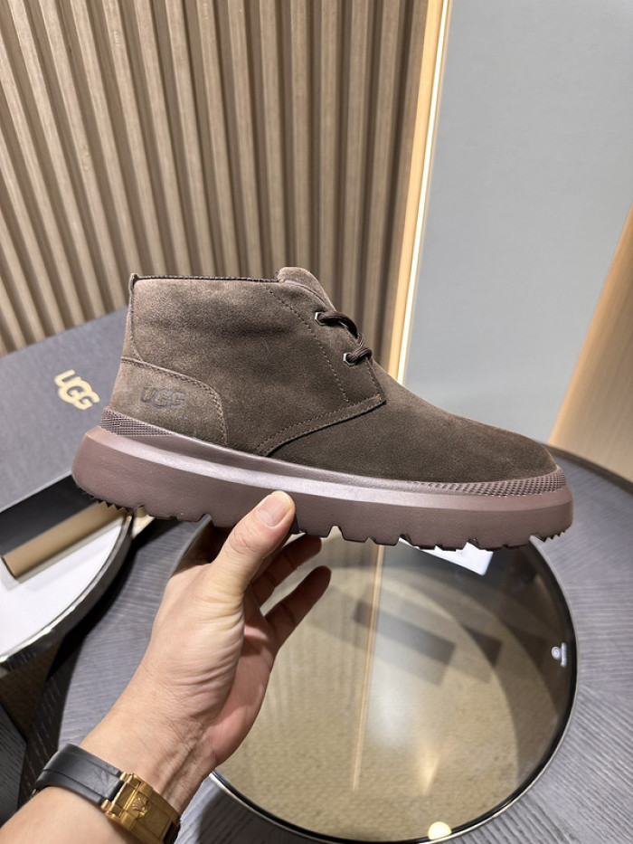 UGG