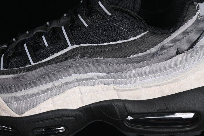 Comme des Garçons x NIKE Air Max 95 