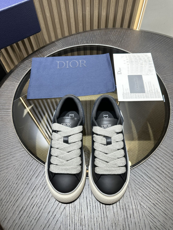 D10r b33 sneakers b330007