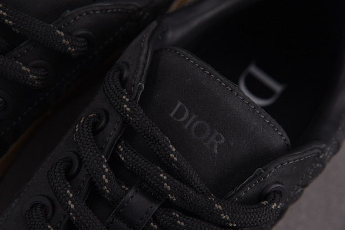 D10r b33 sneakers b330011