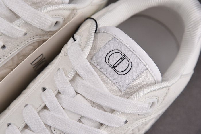 D10r b33 sneakers b330024