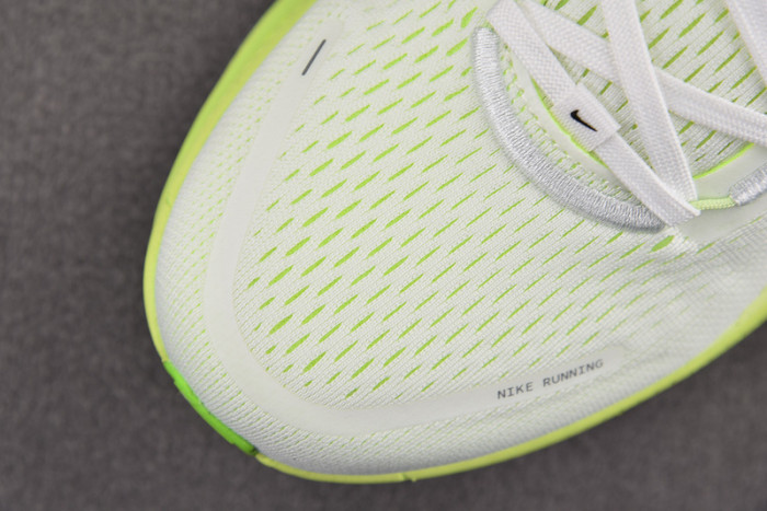 Nike Air Zoom Vomero 18