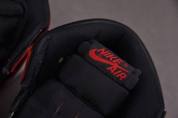 Air Jordan 1 Retro High