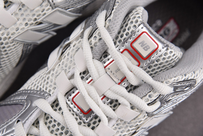 New Balance 1906R