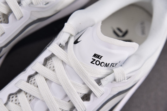 Zoom Fly 6
