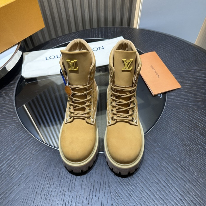 LV BOOTS L000056