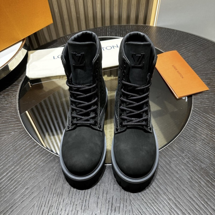 LV BOOTS L000057