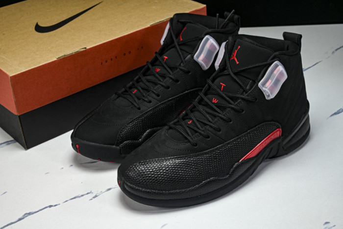 Air Jordan 12 
